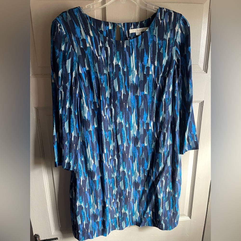 Like new. Boden patterned dress